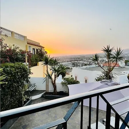 Apartment Enchanting House South Tenerife, Sea View