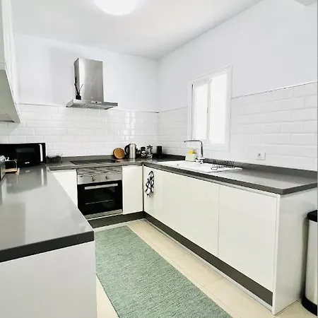 Enchanting House South Tenerife, Sea View Apartment *