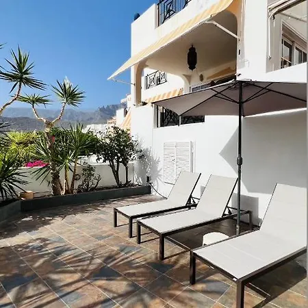 Apartment Enchanting House South Tenerife, Sea View