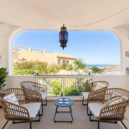 Enchanting House South Tenerife, Sea View Apartment *